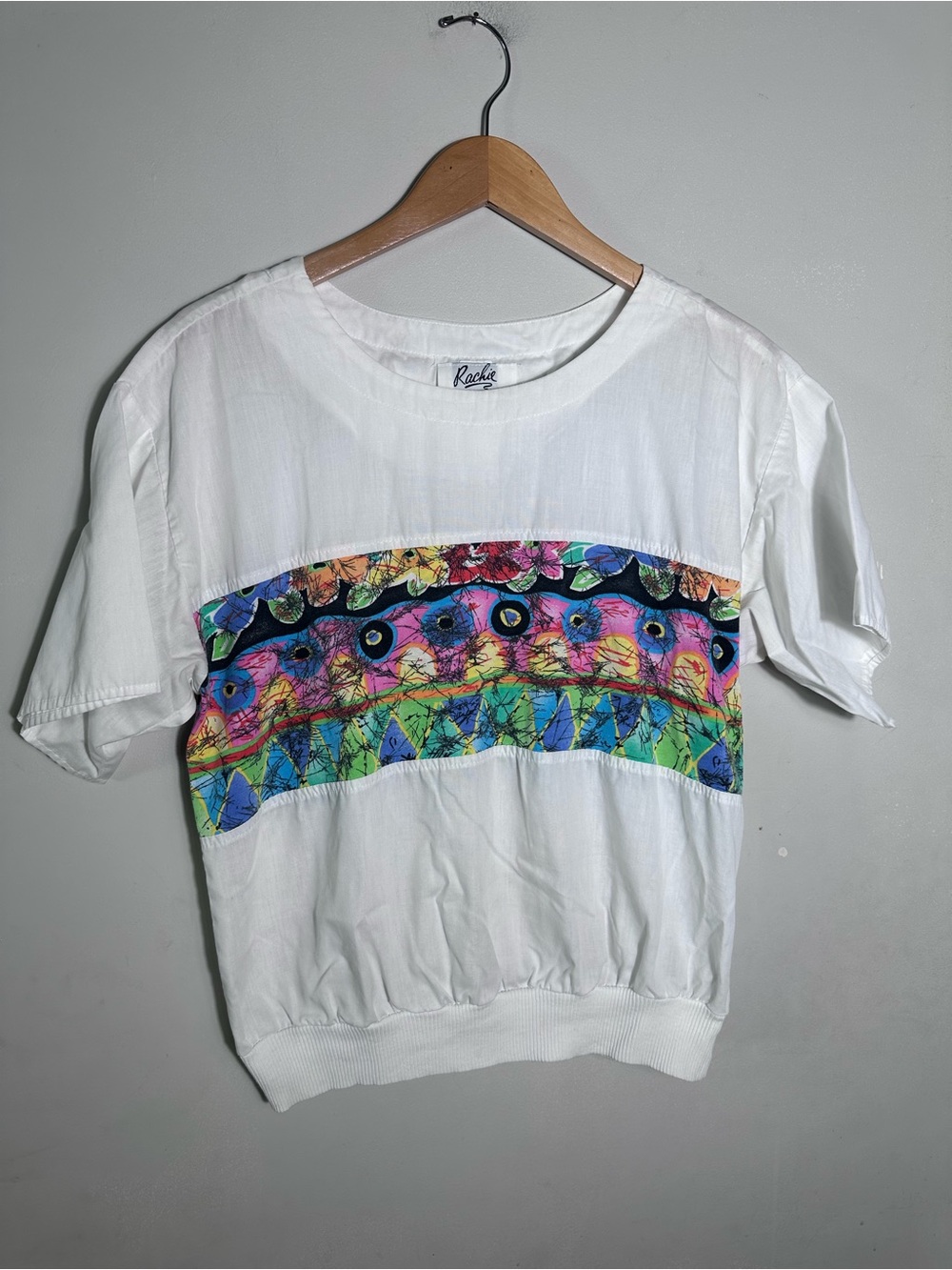 Vintage Rachie White Short Sleeve Top with Multicolor Floral Band